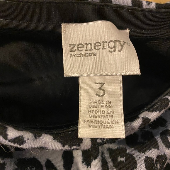 Chicos Zenergy pants - Picture 4 of 5